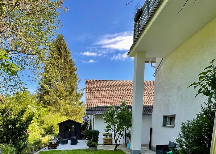 Ferien-monteur-wohnung Am Bach Im Gruenen Mit 3 Schlafzimmer Apartmán Hemer